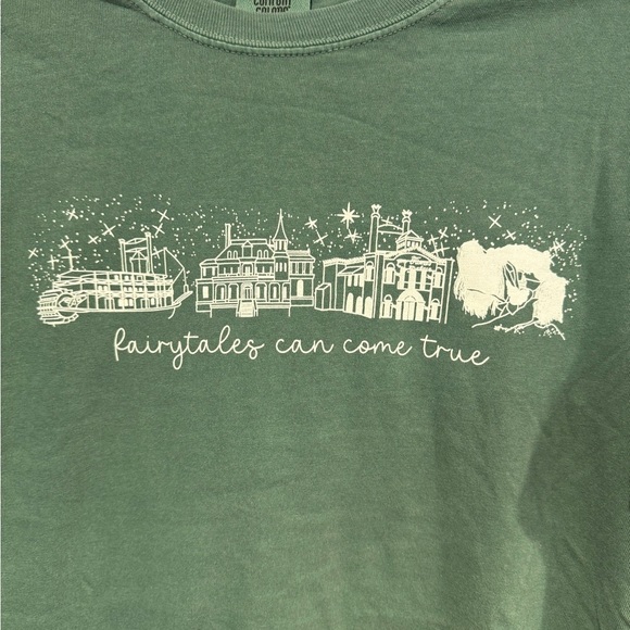 Disney skyline fairytale shirt - Picture 2 of 4
